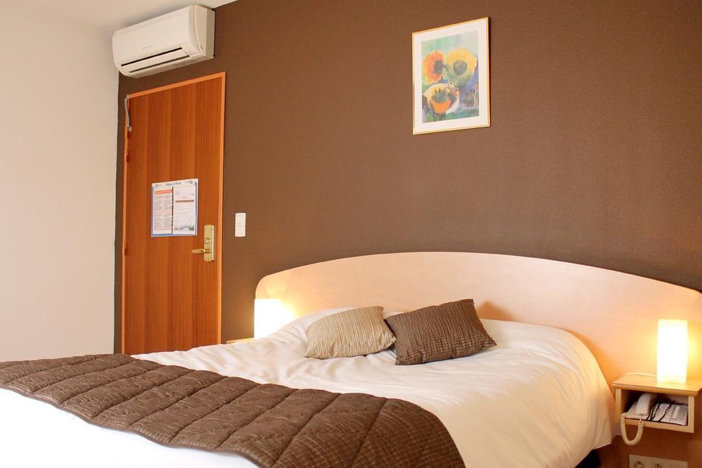 Logis Hotel - Auberge Du Pastel - Hotel 3 Etoiles Et Restaurant Nailloux ภายนอก รูปภาพ